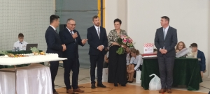 obrazek eswu}mecie Szkoły Podstawowej  im. Władysława Broniewskiego w Tłokini Wielkiej wiecej