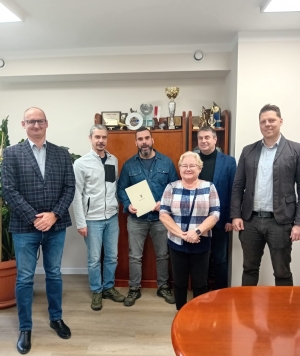 obrazek gkoqeOpatówek podpisała umowę na projekt basenu  wiecej