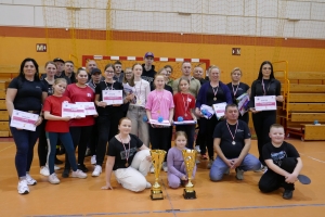 obrazek }{cuuwNIEJ O PUCHAR BURMISTRZA GMINY OPATÓWEK W TENISIE STOŁOWYM  wiecej