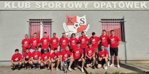 obrazek ewcoseKS Opatówek do Ligi Okręgowej – Gratulacje dla Drużyny! wiecej