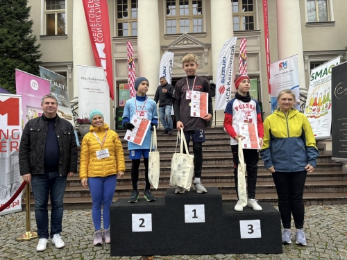 obrazek w{ccyegi Chrystowskich dla Niepodległości wiecej